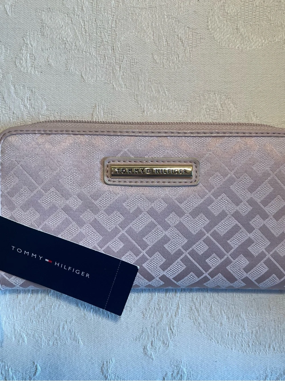 Tommy Hilfiger Wallet Set